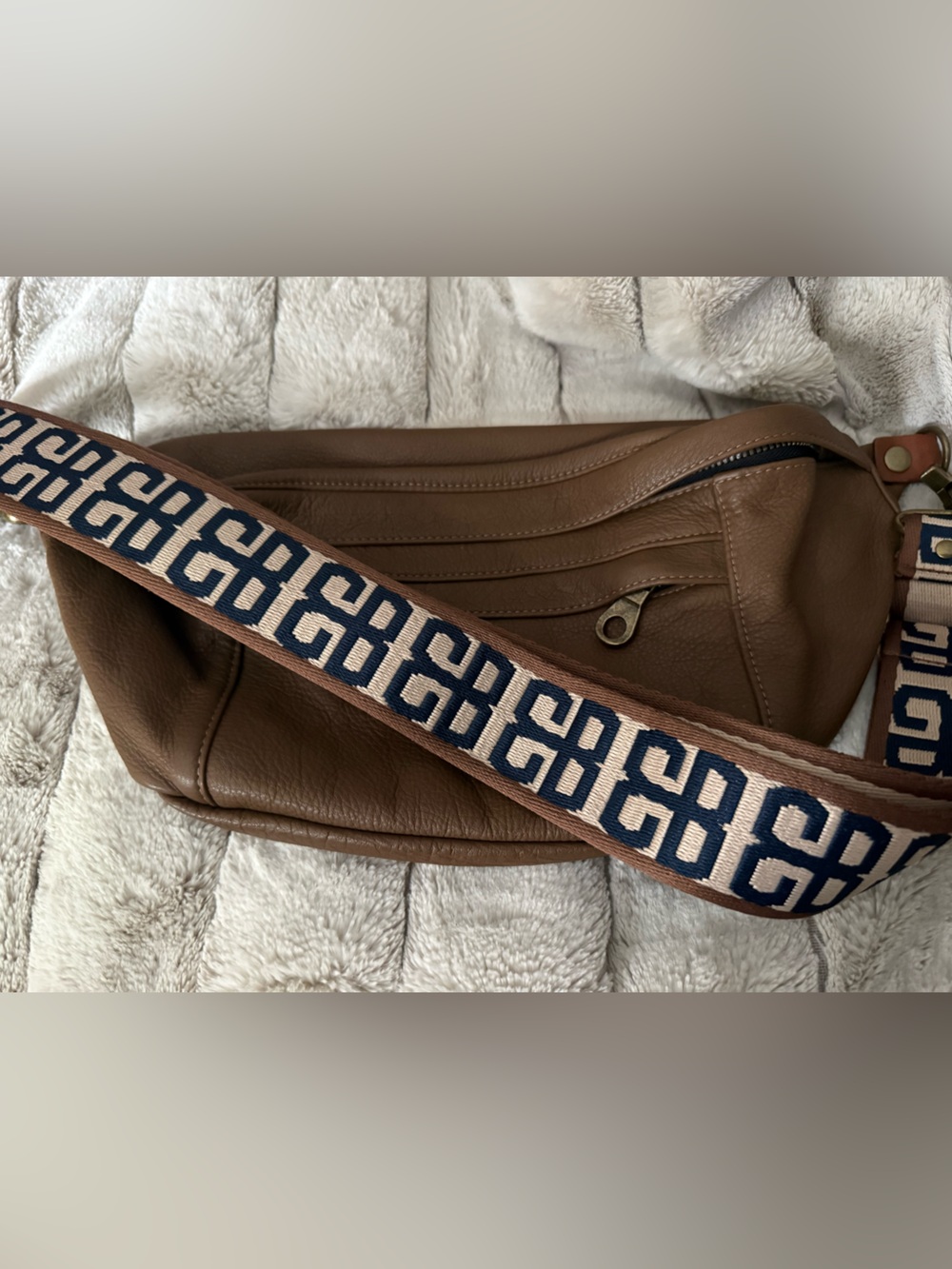 Parker Thatch Luggage Brown Leather Crossbody Bag with Navy & Cream Strap